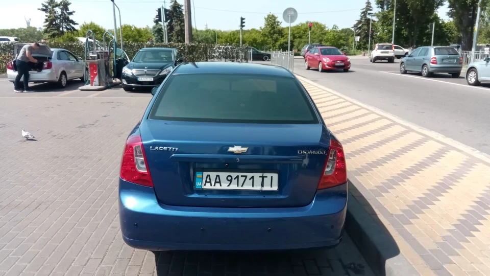 Chevrolet Lacetti 3