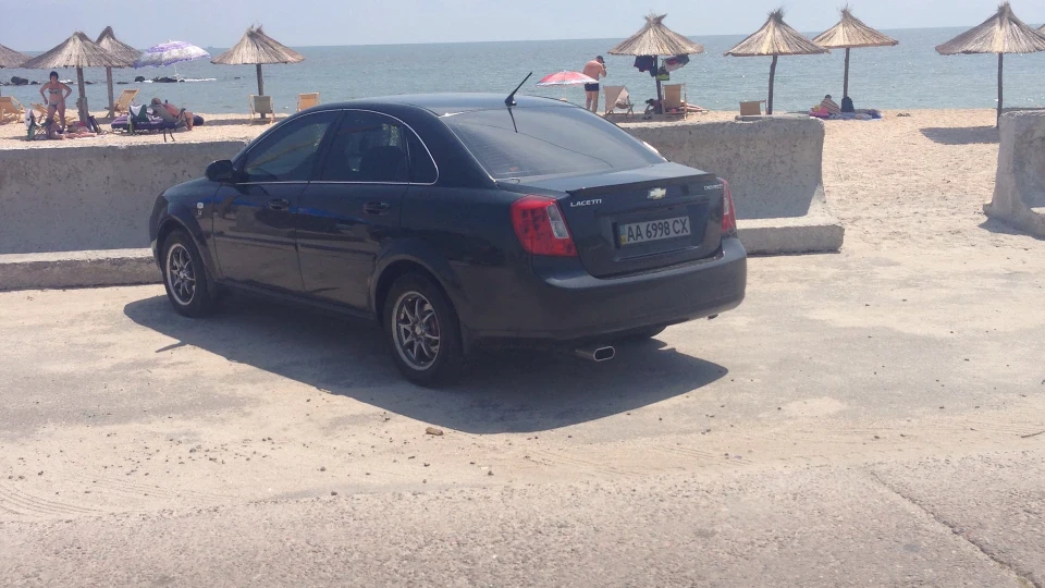 Chevrolet Lacetti 3