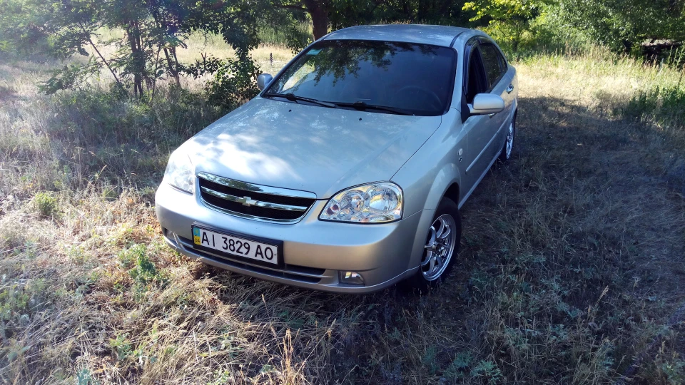 Chevrolet Lacetti 3