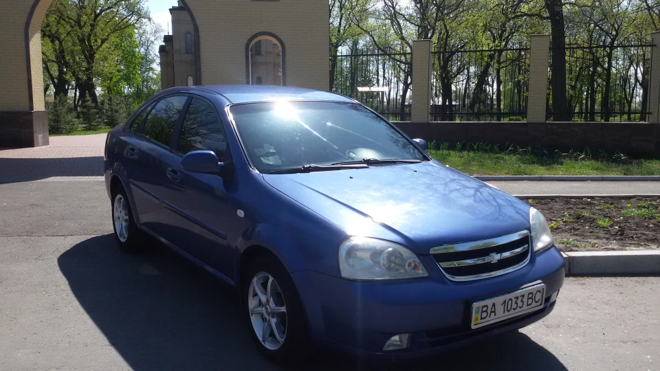 Chevrolet Lacetti 3