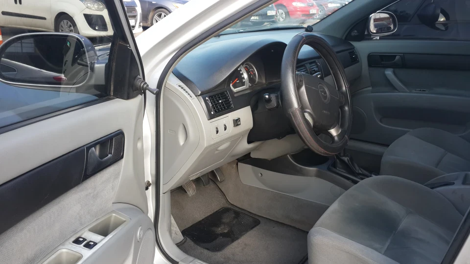 Chevrolet Lacetti 5