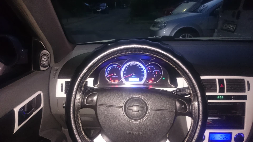 Chevrolet Lacetti 5