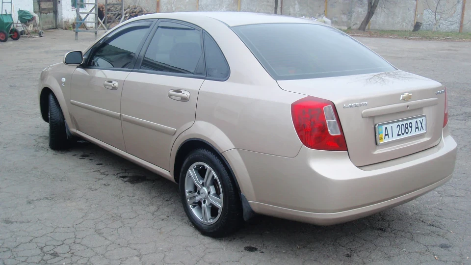 Chevrolet Lacetti 2