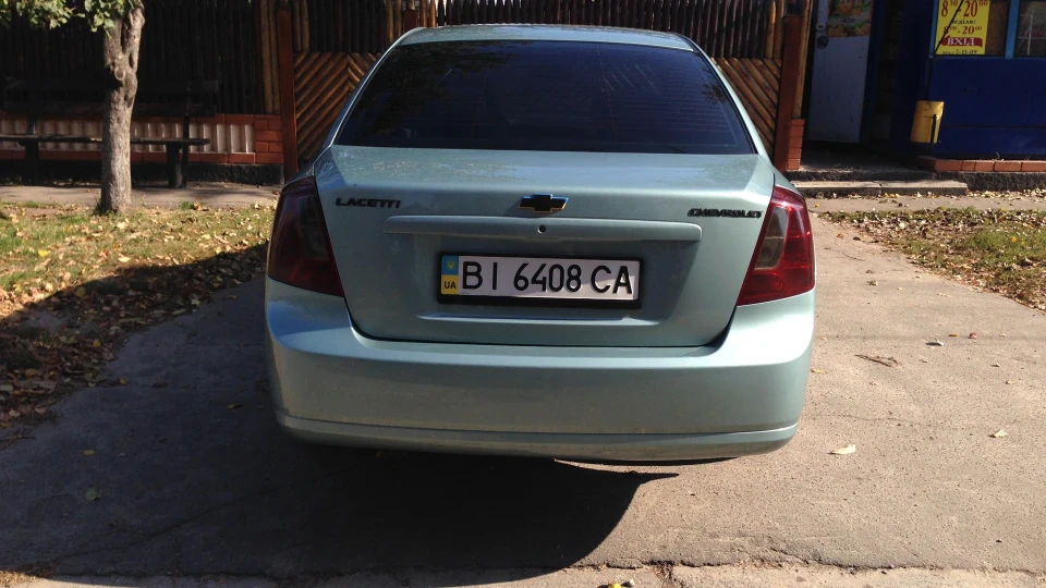 Chevrolet Lacetti 4