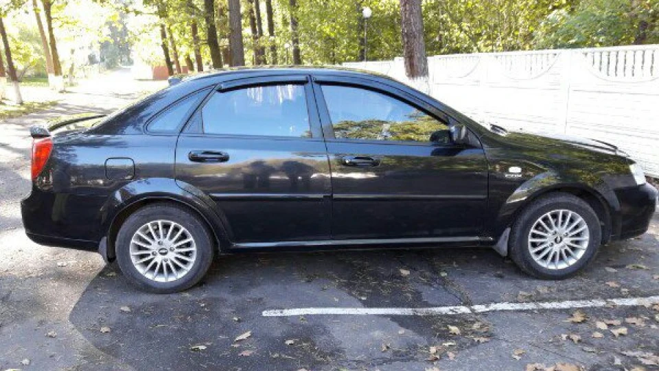 Chevrolet Lacetti 2
