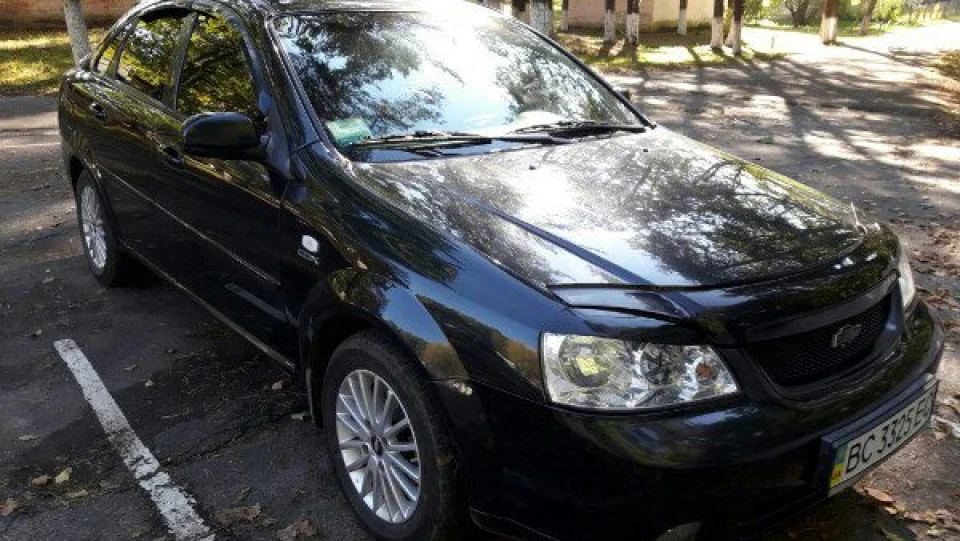 Chevrolet Lacetti 4