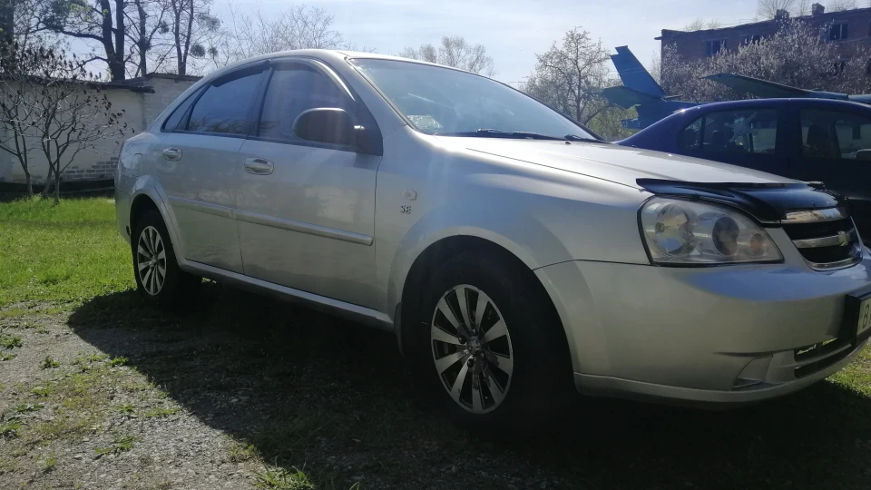 Chevrolet Lacetti 3
