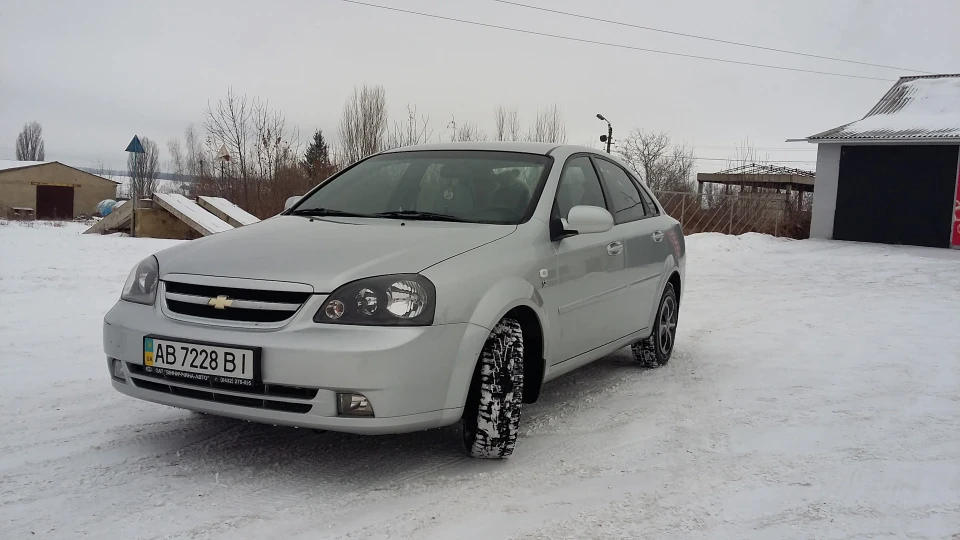 Chevrolet Lacetti 3
