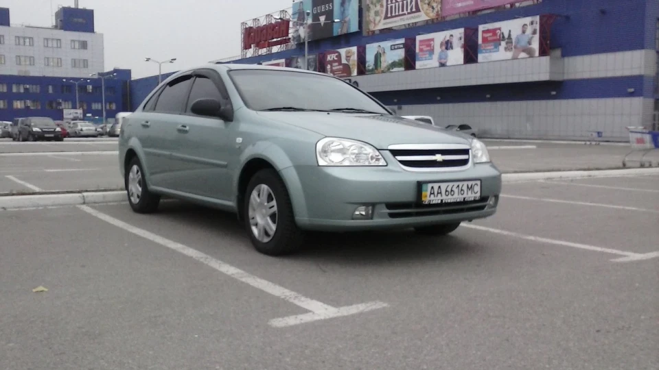 Chevrolet Lacetti 3