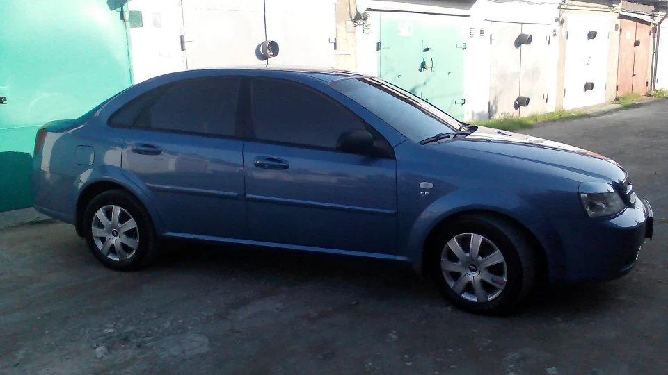 Chevrolet Lacetti 1.6 SE 3