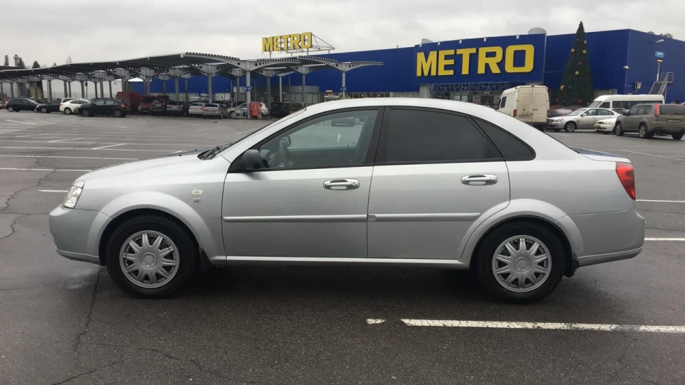 Chevrolet Lacetti 1.6 5