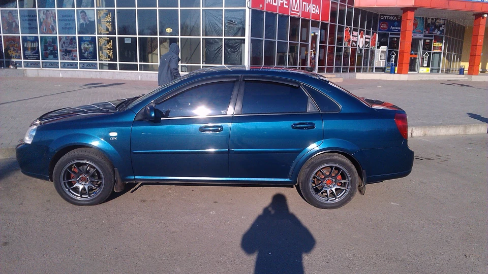 Chevrolet Lacetti 1.8 CDX Мрія 4
