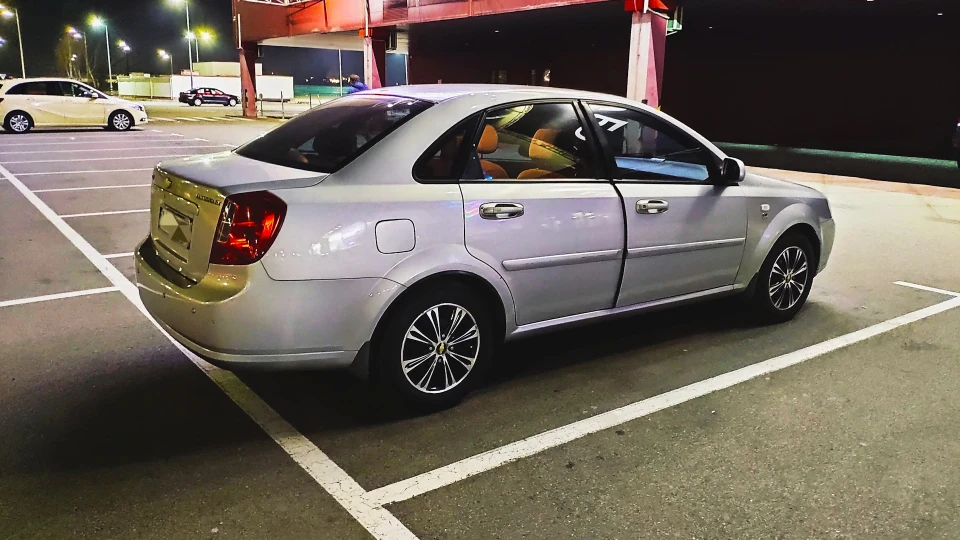 Chevrolet Lacetti 1.8 LDA Silver Phantom👻 3