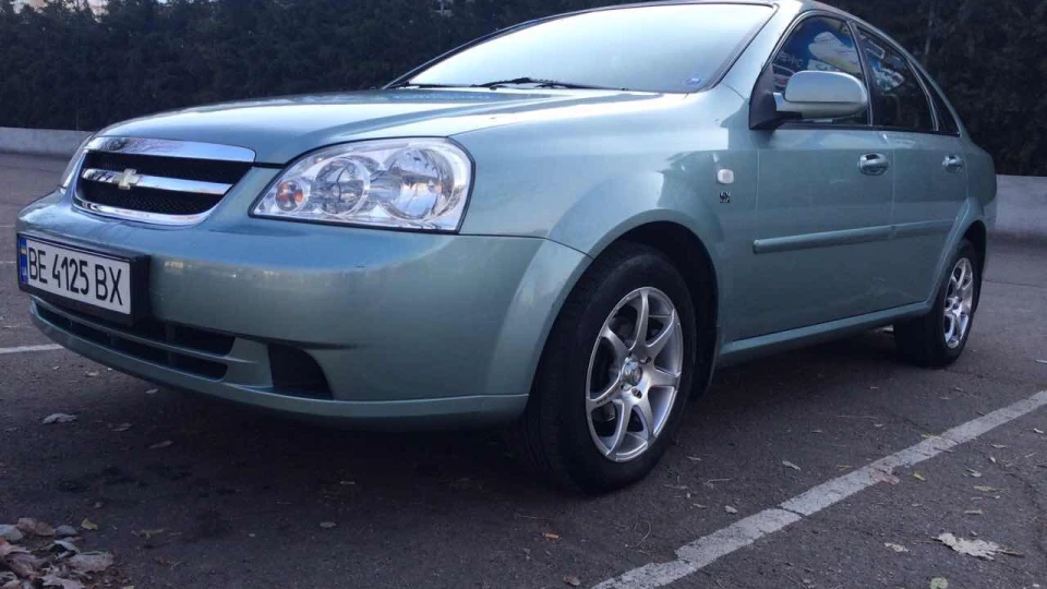 Chevrolet Lacetti 1.8 / механіка 3