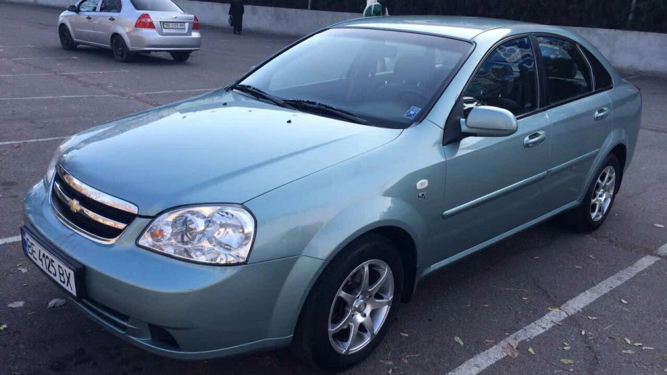 Chevrolet Lacetti 1.8 / механіка 4