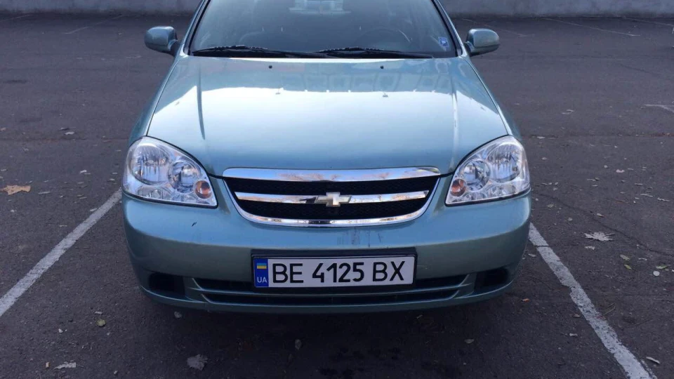 Chevrolet Lacetti 1.8 / механіка 5