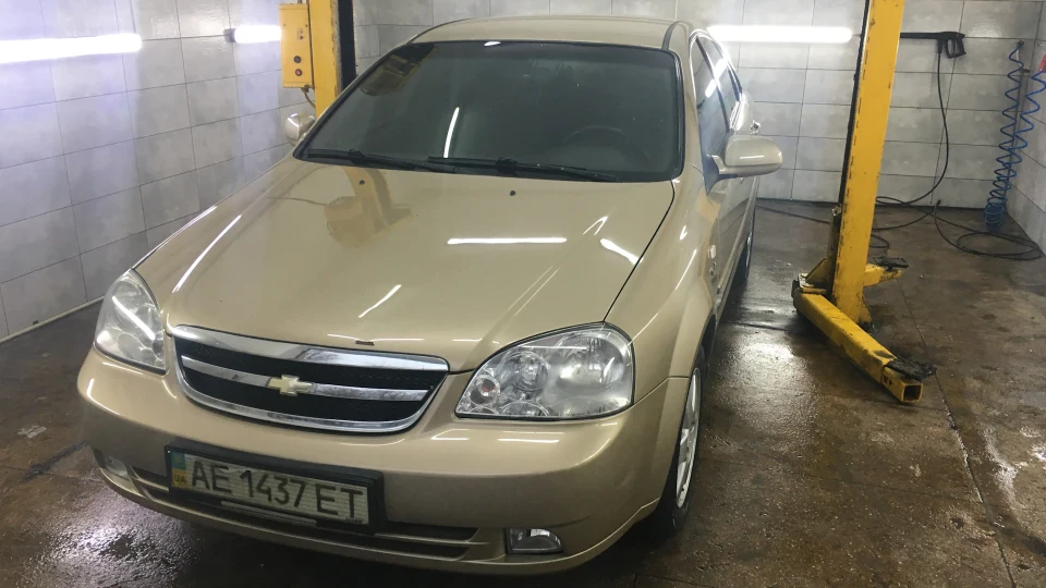 Chevrolet Lacetti 1.8 sed CDX 5