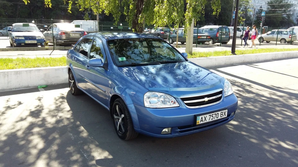 Chevrolet Lacetti 1.8 SX 2