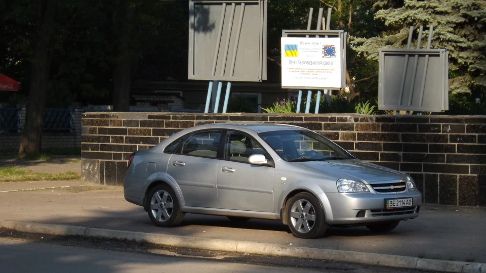 Chevrolet Lacetti 1.8 SX 3
