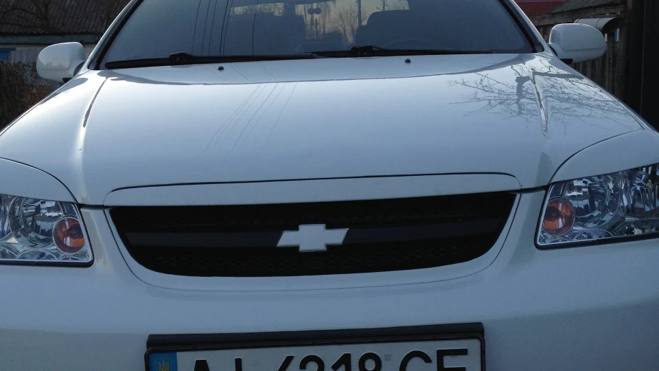 Chevrolet Lacetti 1.8 White 5