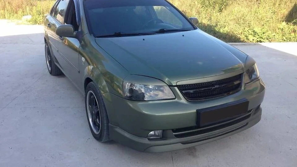 Chevrolet Lacetti 1.8sx 3