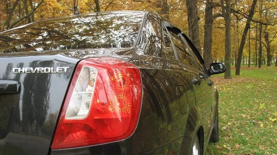 Chevrolet Lacetti чорний металюга 3