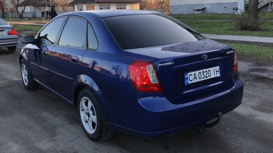 Chevrolet Lacetti Daewoo Nubira 2