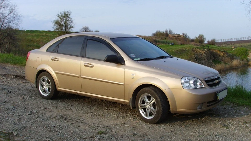 Chevrolet Lacetti Килим-Шевроліт 1.6 2