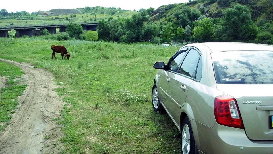 Chevrolet Lacetti Килим-Шевроліт 1.6 3