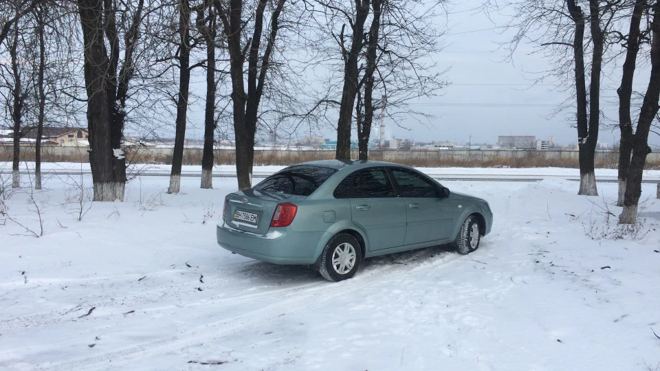 Chevrolet Lacetti 3