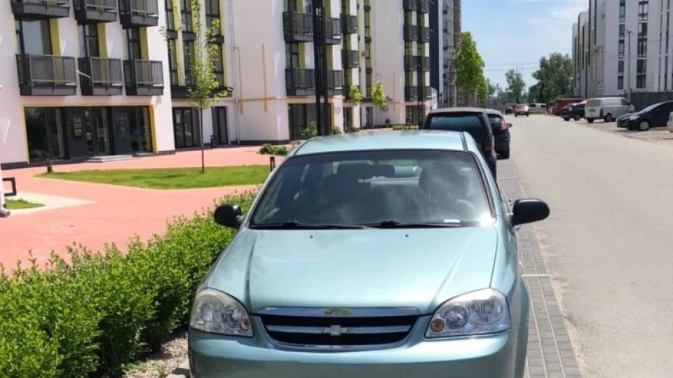 Chevrolet Lacetti Mint Green 4
