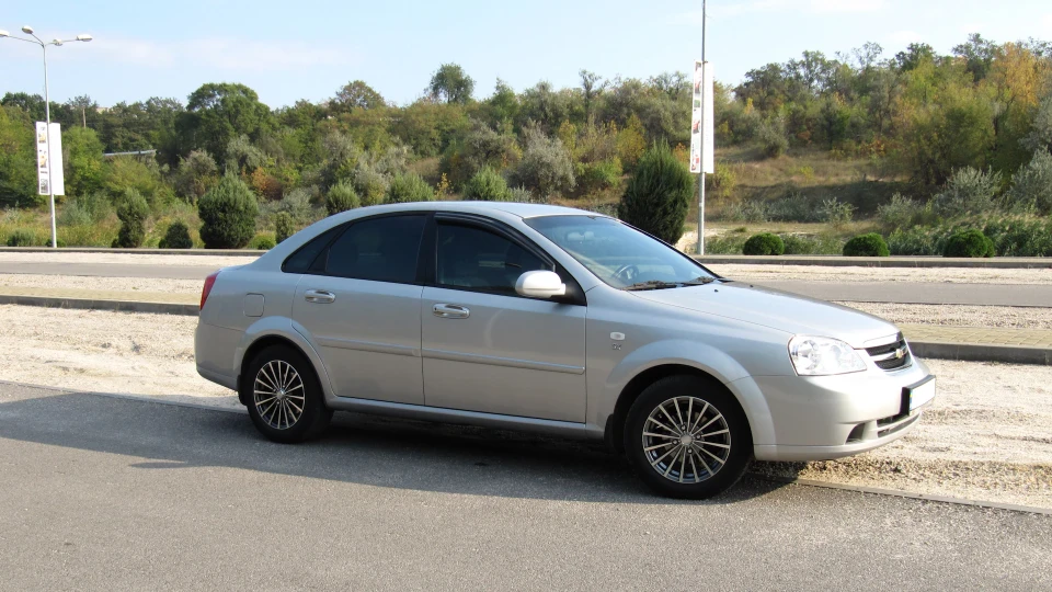 Chevrolet Lacetti Polar Silver SX 2