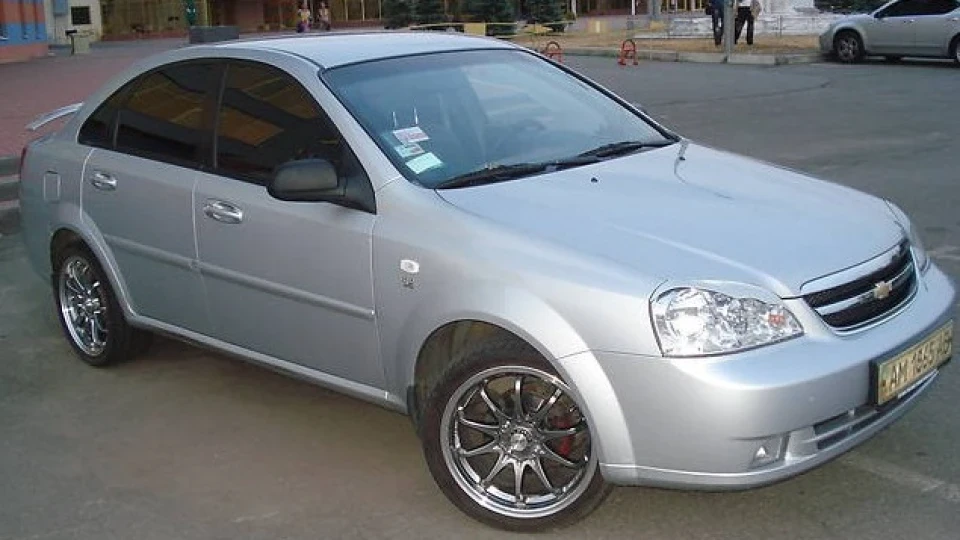 Chevrolet Lacetti SE Lac[тo4ka] 4