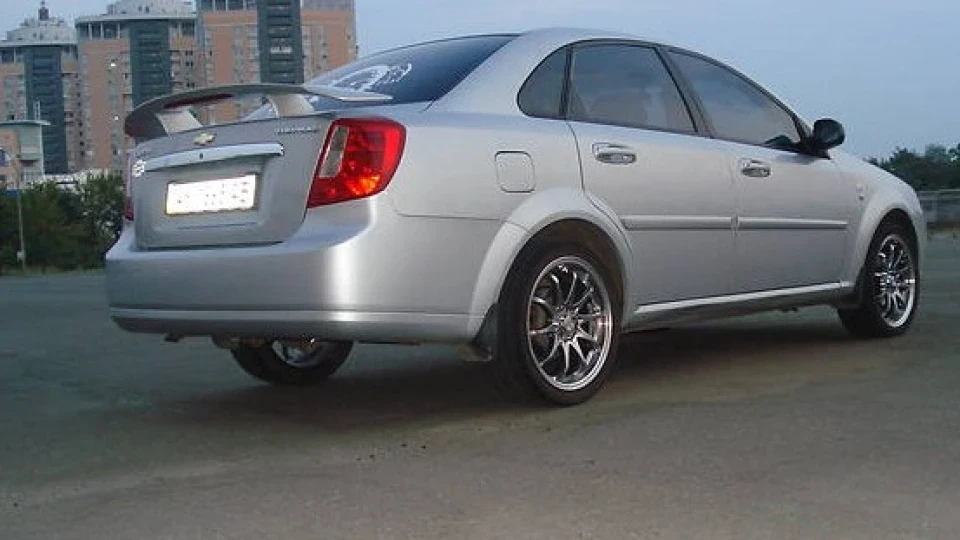Chevrolet Lacetti SE Lac[тo4ka] 5