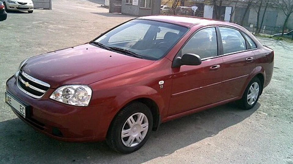 Chevrolet Lacetti SE 2