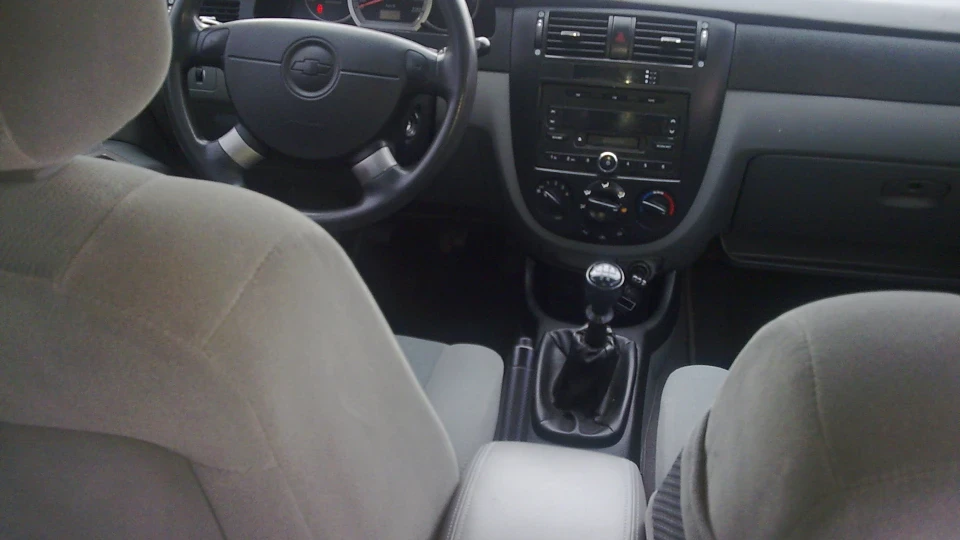 Chevrolet Lacetti Срібний металік