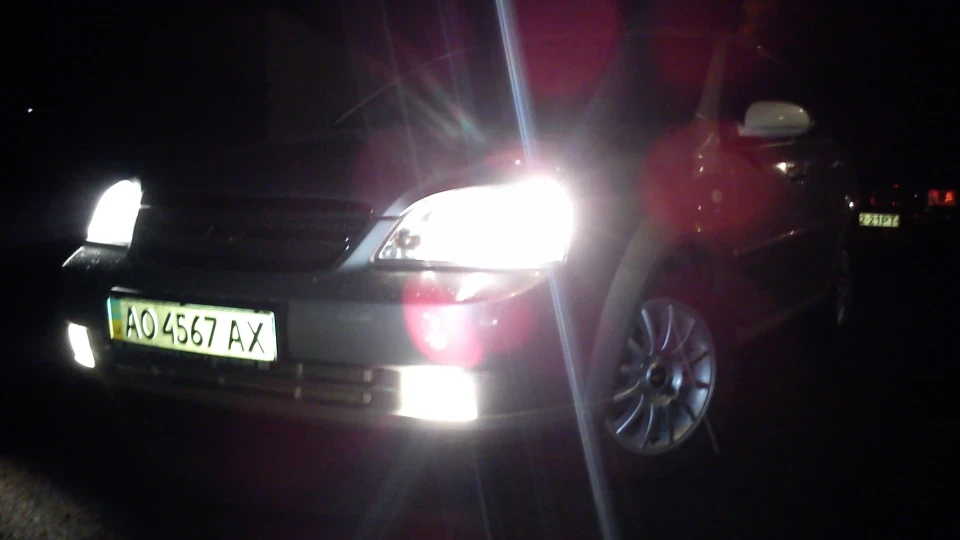 Chevrolet Lacetti Срібний металік 3