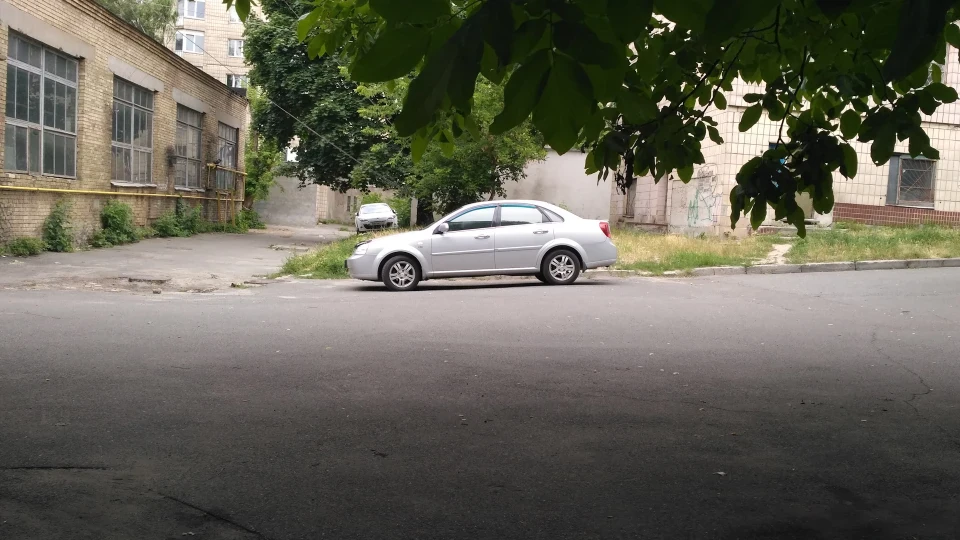 Chevrolet Lacetti Срібна баржа 3