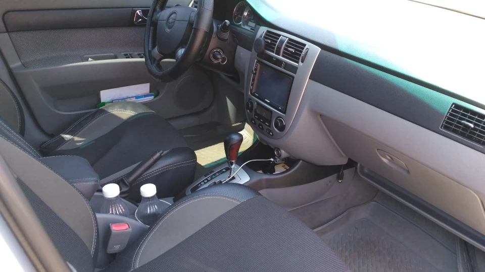 Chevrolet Lacetti Срібна баржа 5