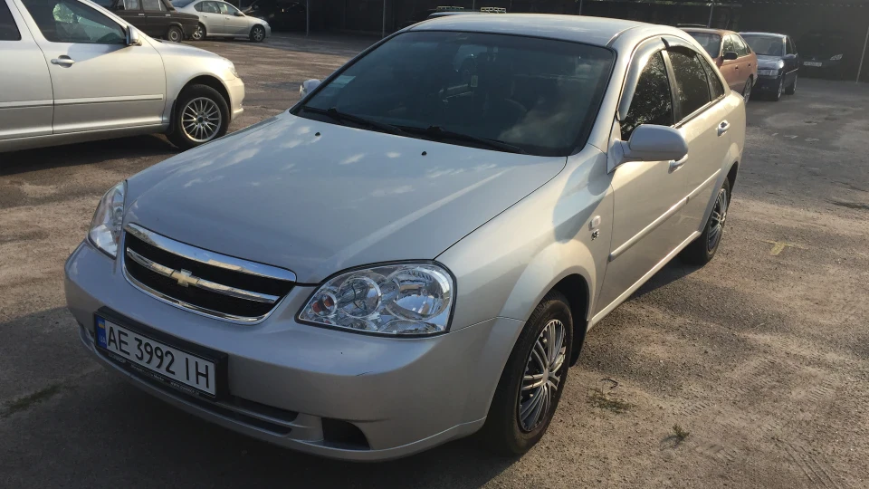 Chevrolet Lacetti Срібло 2
