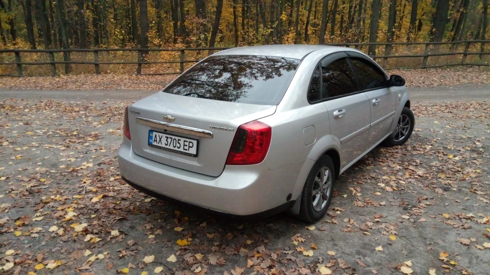 Chevrolet Lacetti срібло 3