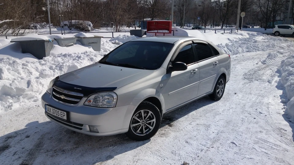 Chevrolet Lacetti срібло 4