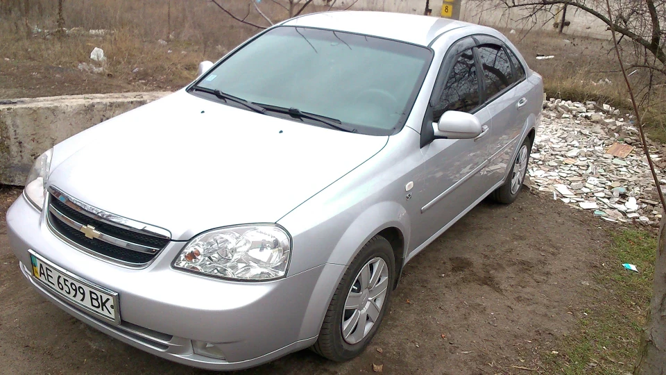 Chevrolet Lacetti Silver 2