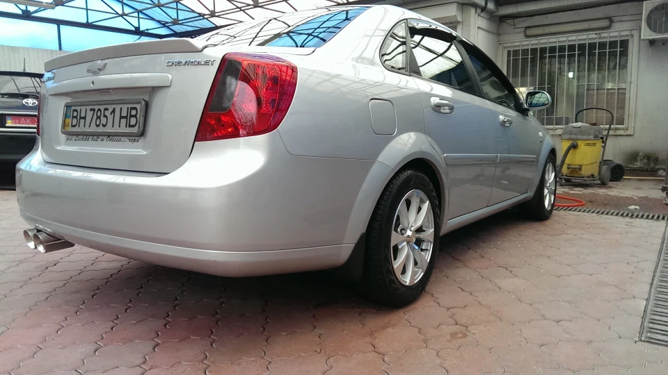 Chevrolet Lacetti цвіркун 4