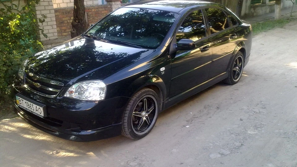 Chevrolet Lacetti WTCC-R17 3