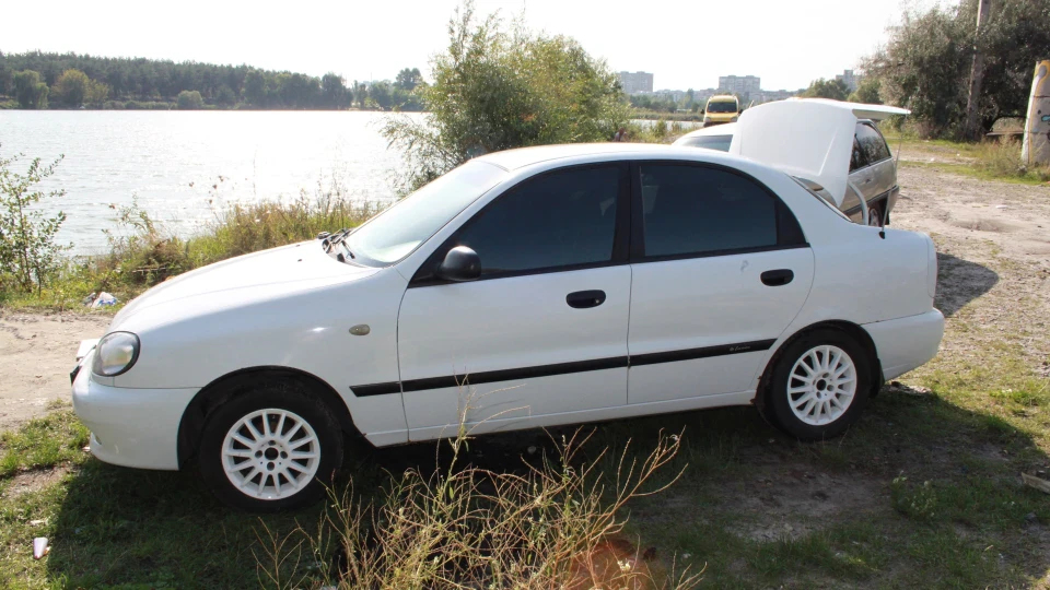Chevrolet Lanos 2