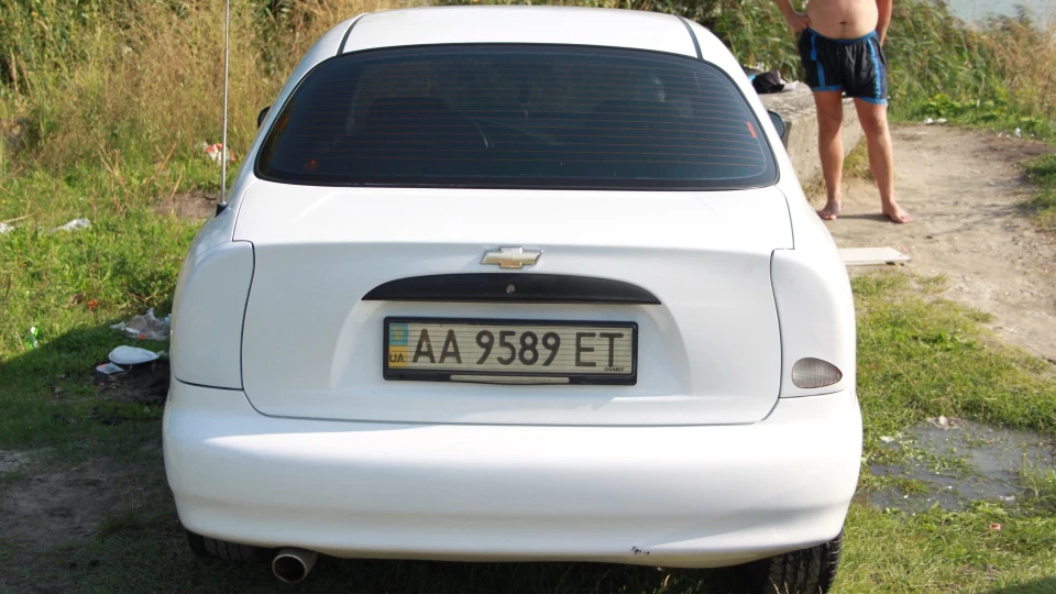 Chevrolet Lanos 4