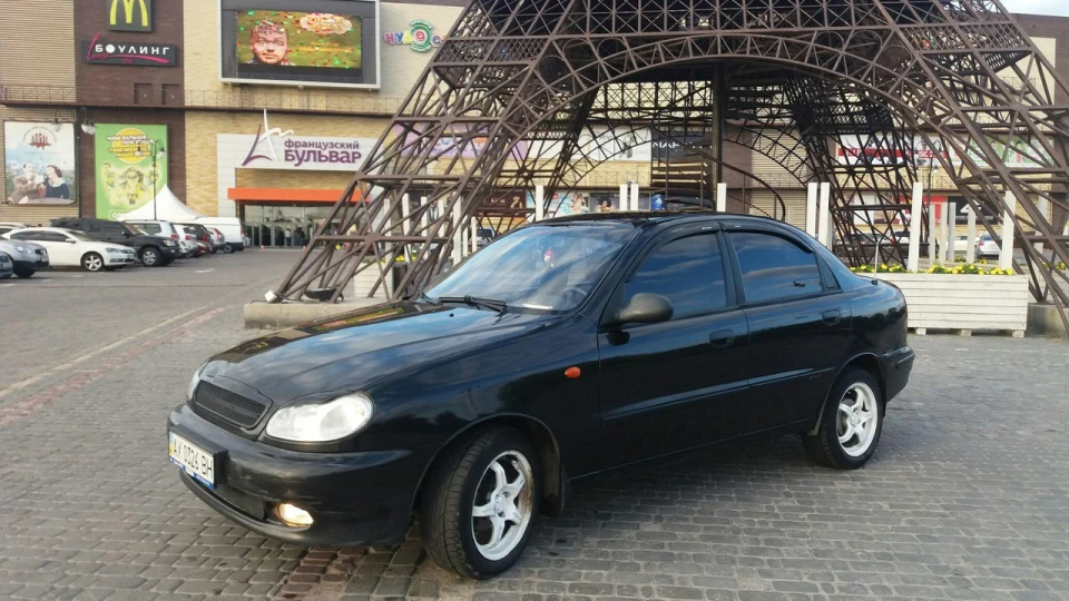 Chevrolet Lanos 3