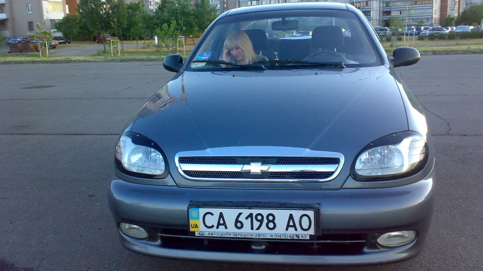 Chevrolet Lanos 4