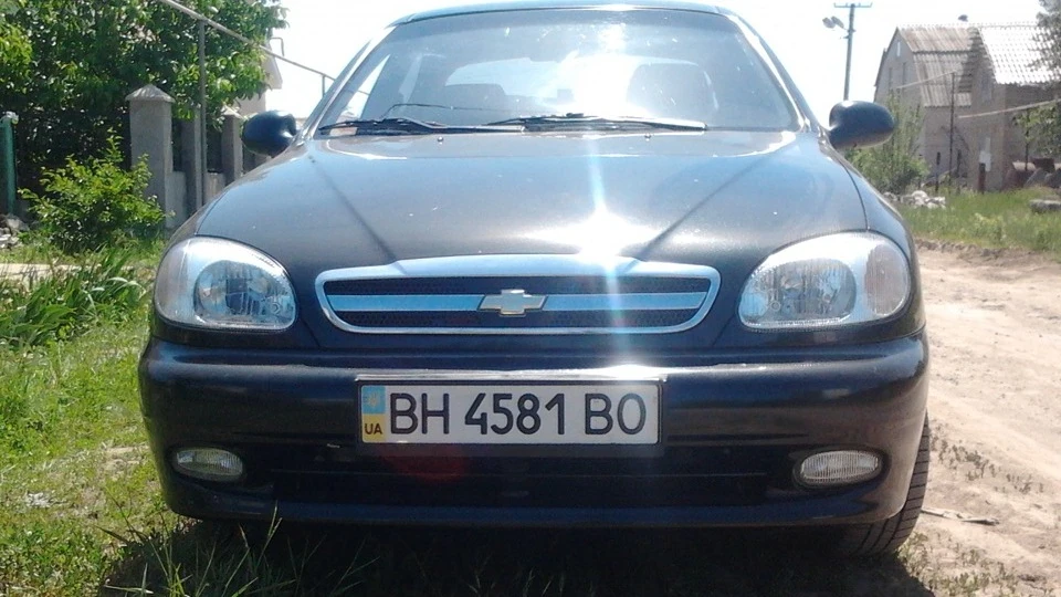 Chevrolet Lanos in BlacK 4